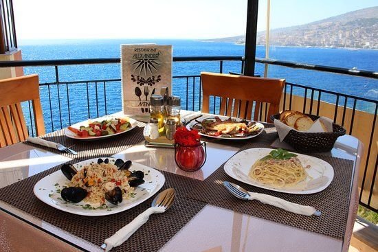 Restuarant