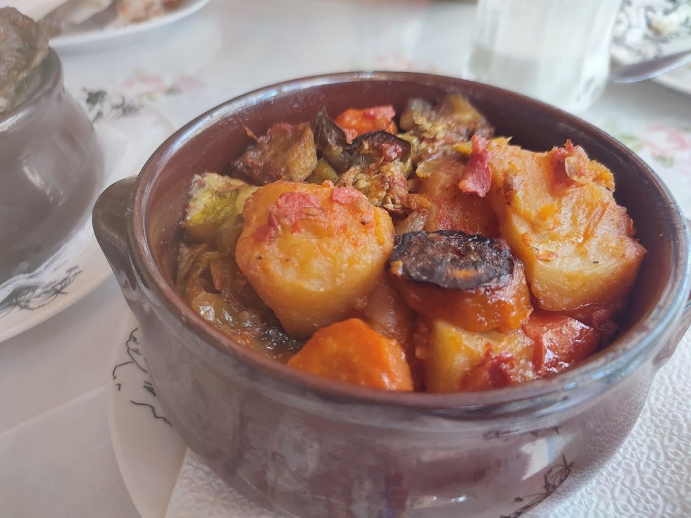 saranda restaurant oda e babes authentic albanian food