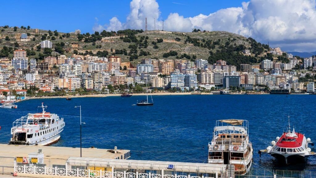 what is the best time to visit saranda albania